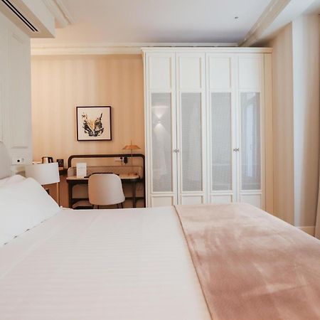 Myr Palacio Vallier Валенсия Экстерьер фото A room at the hotel