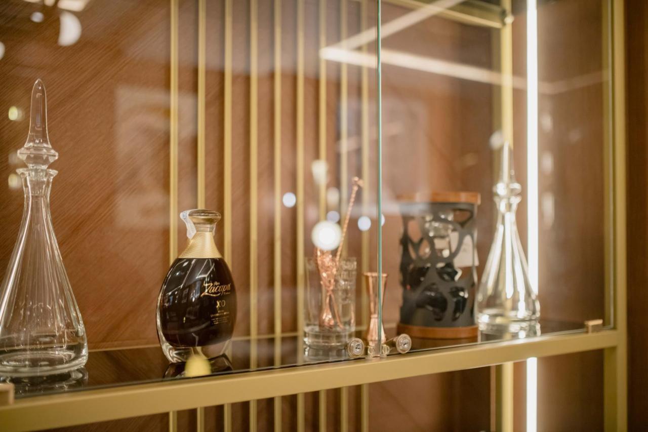 Myr Palacio Vallier Валенсия Экстерьер фото The perfume museum