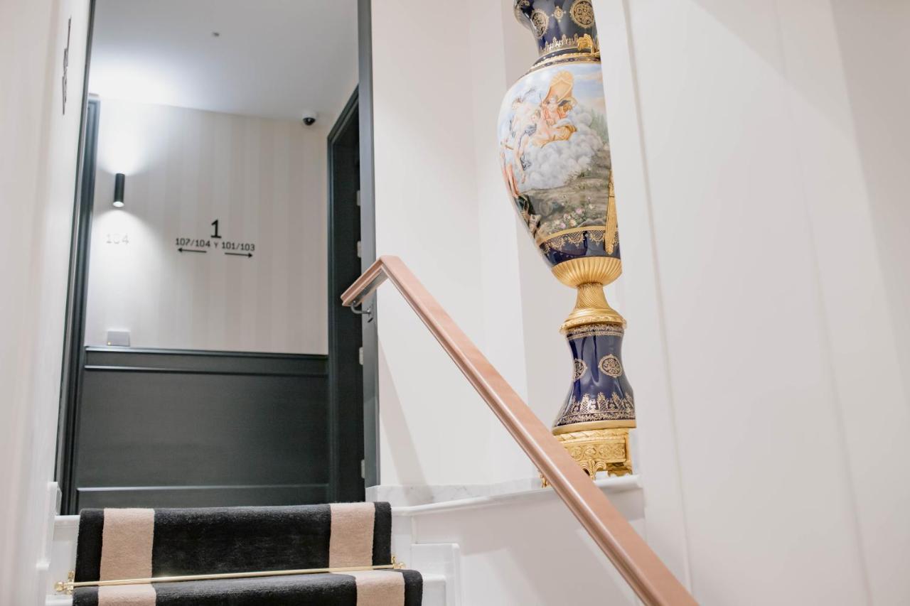 Myr Palacio Vallier Валенсия Экстерьер фото Staircase