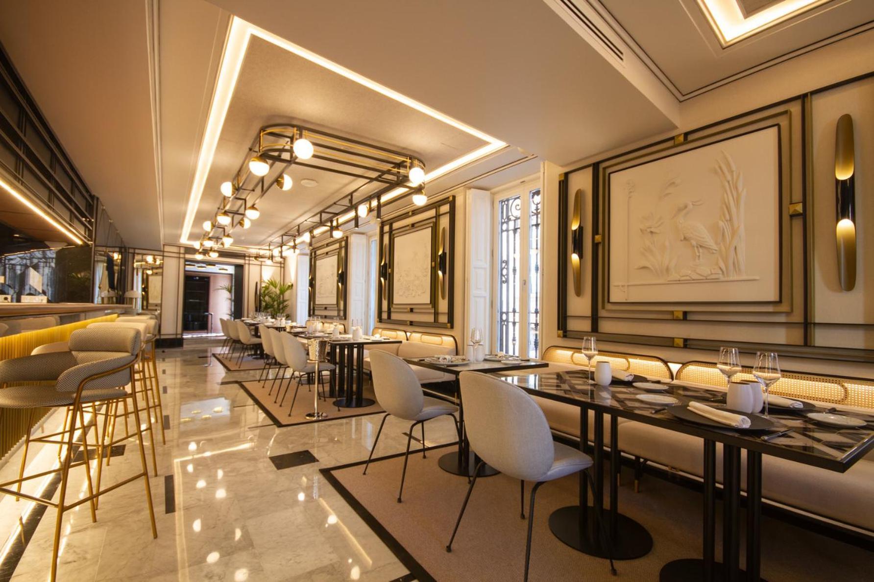 Myr Palacio Vallier Валенсия Экстерьер фото The interior of the restaurant